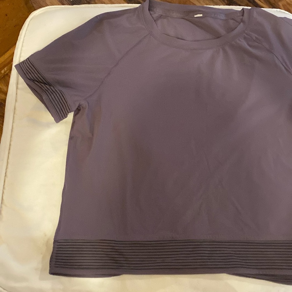 LuluLemon Crop Top